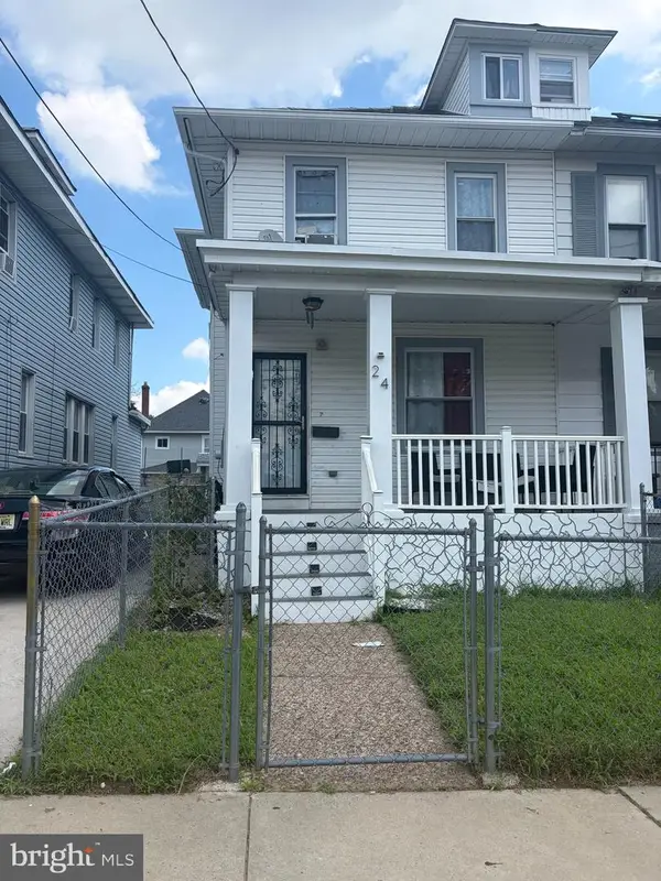 24 S 32nd St, CAMDEN, NJ 08105