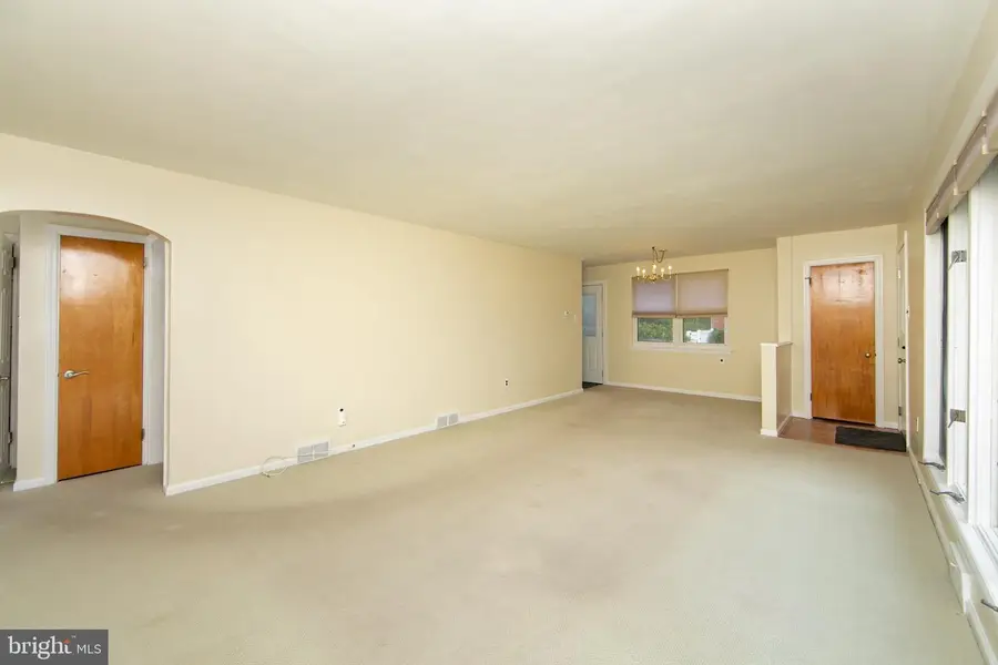 6 Sunset Dr, Voorhees, NJ 08043 - #3