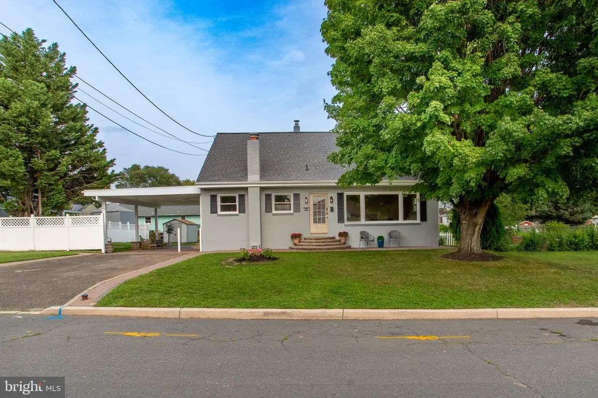 121 Patterson Ave, Bellmawr, NJ 08031 - #1