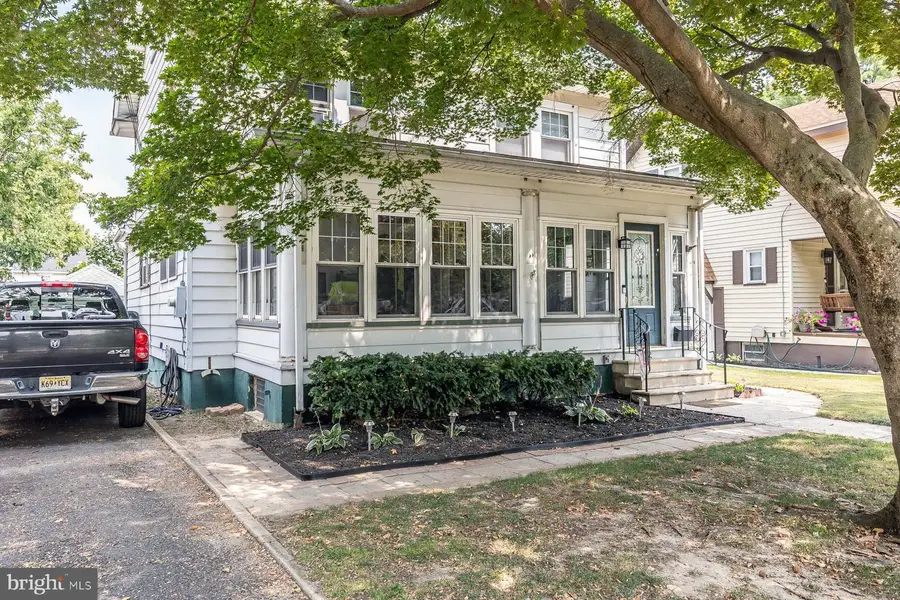 202 Guilford Ave, Westmont, NJ 08108 - #2