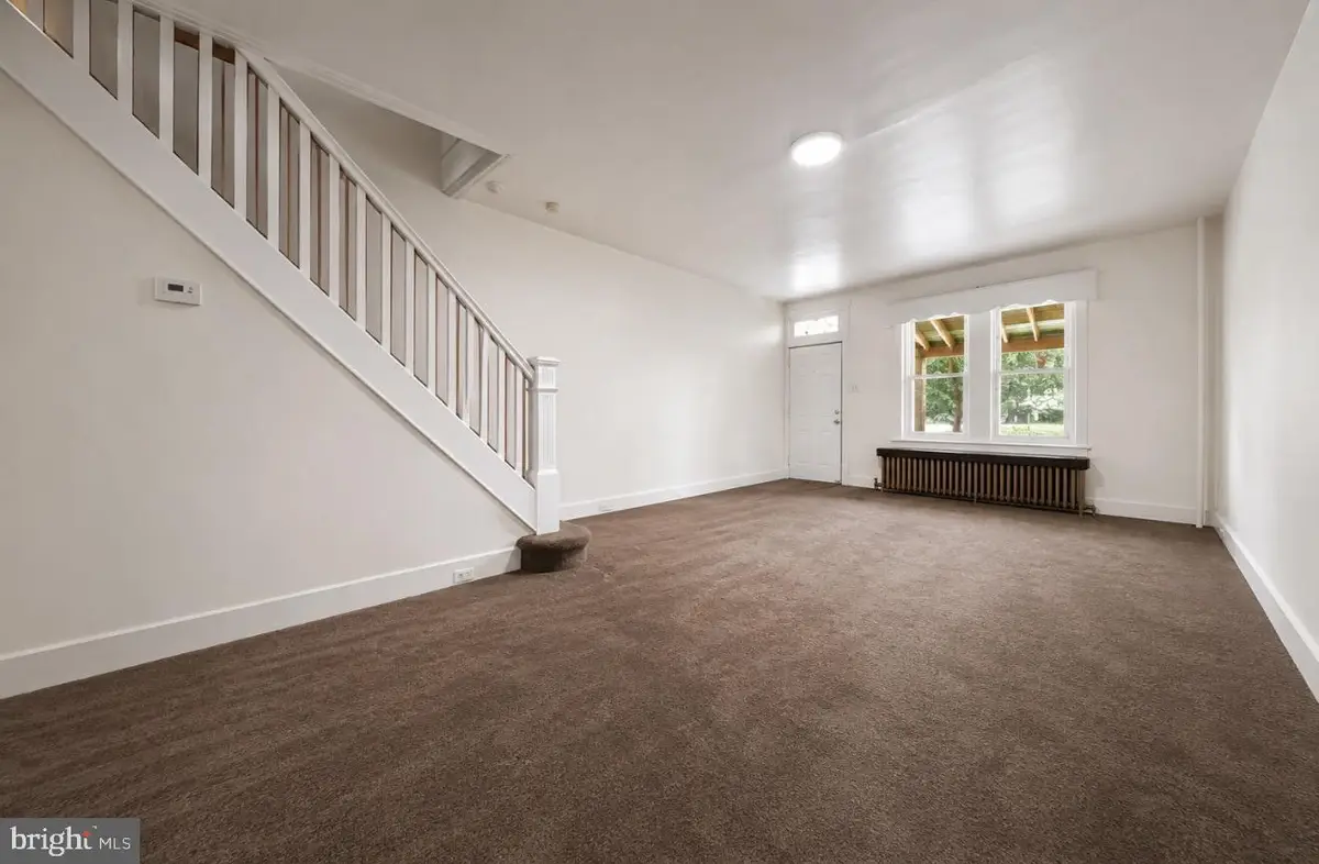 433 Viola St, Camden, NJ 08104 - #1