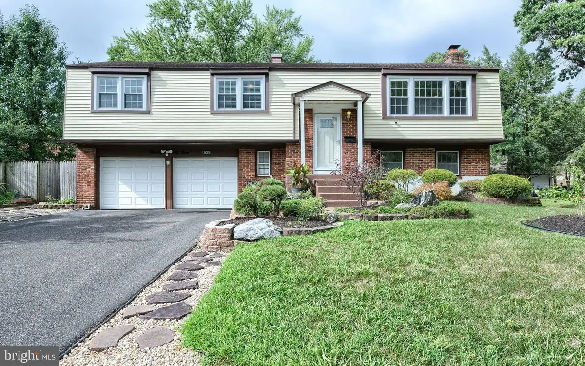 1939 Birchwood Park Dr N, Cherry Hill, NJ 08003 - #1