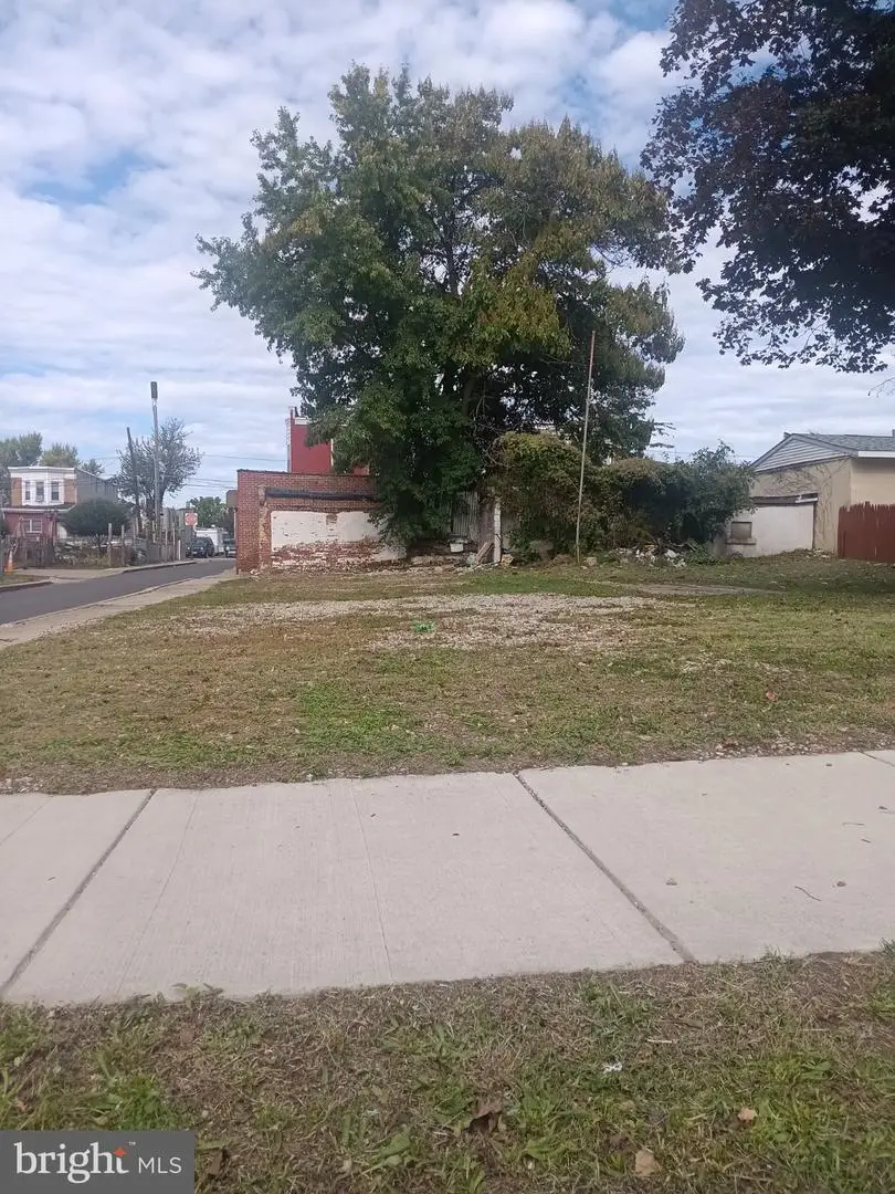 1327 Lansdowne Ave, Camden, NJ 08104 - #1