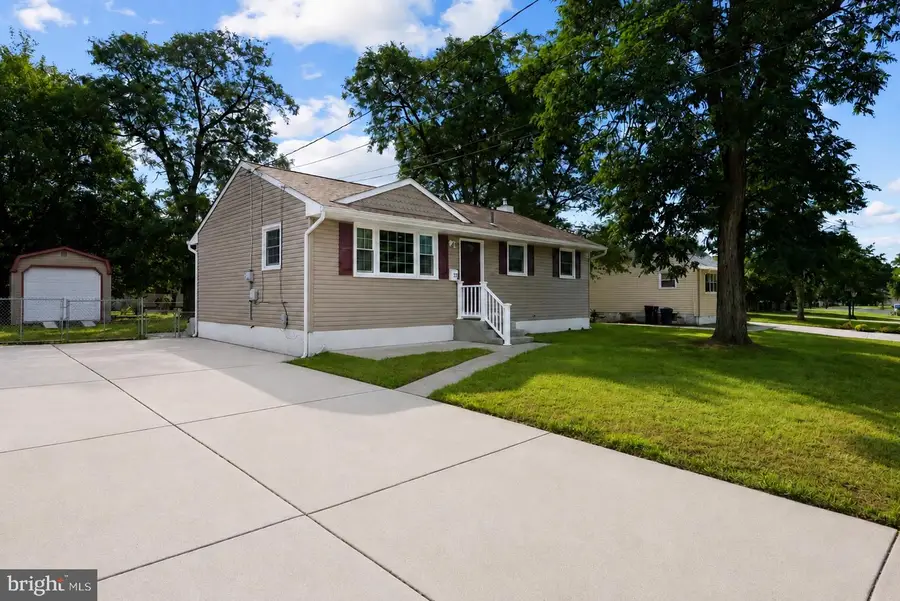 127 Trinity Ave, Blackwood, NJ 08012 - #2