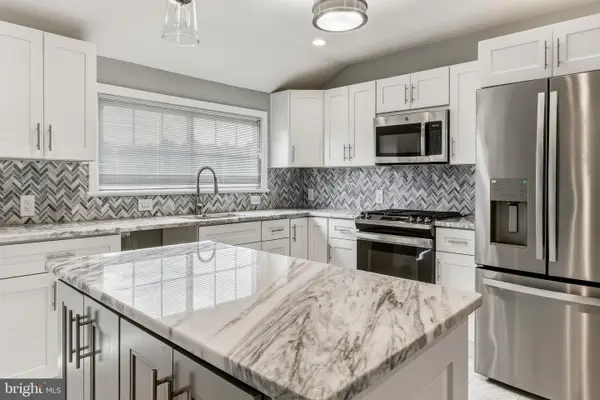 211 Mardale Dr, SOMERDALE, NJ 08083