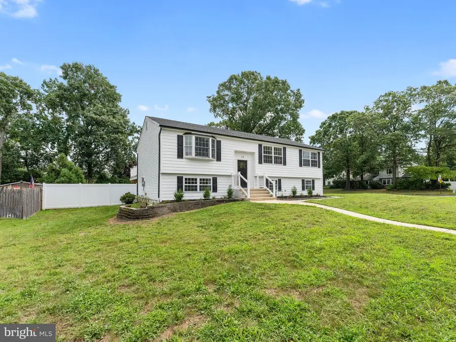 14 Tiffany Pl, Sicklerville, NJ 08081 - #3