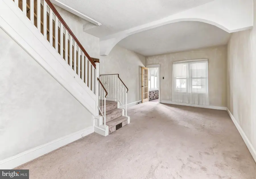 332 8th St, Gloucester City, NJ 08030 - #3