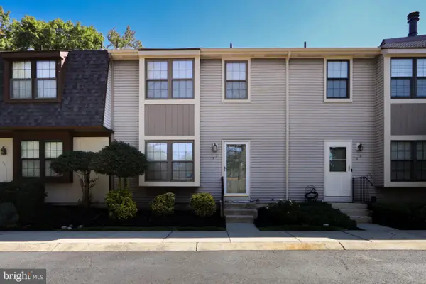 35 Crofton Commons, CHERRY HILL, NJ 08034