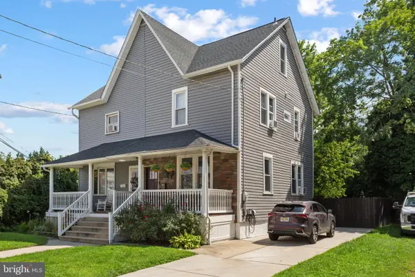 18 W Pine St, AUDUBON, NJ 08106