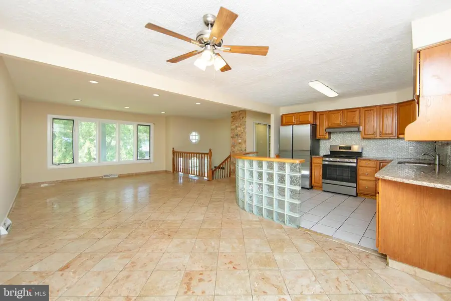 15 Knollwood Dr, Cherry Hill, NJ 08002 - #3
