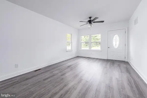 142 S Route 73, HAMMONTON, NJ 08037