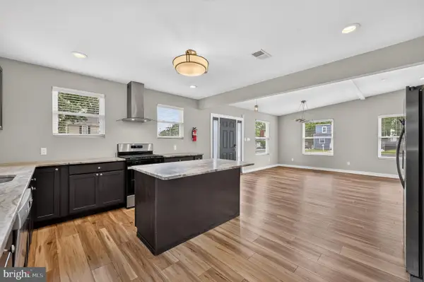 128 Fairview Ave, LAWNSIDE, NJ 08045