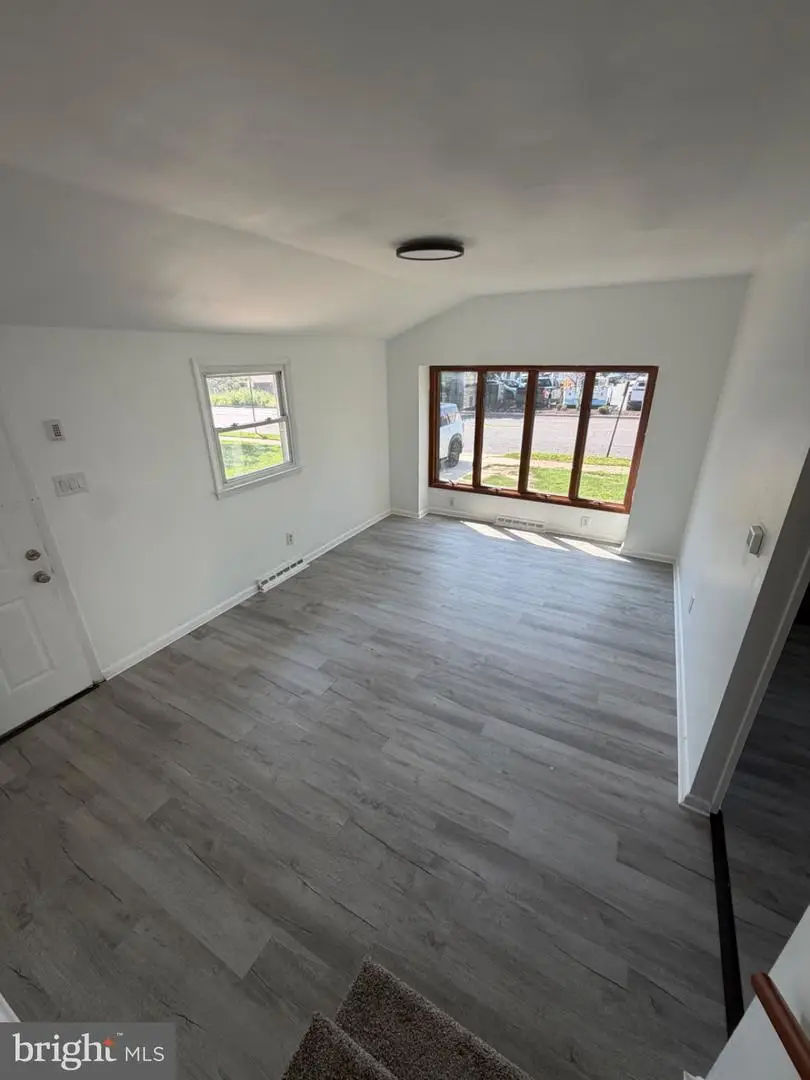 121 Edgewood Ave, Bellmawr, NJ 08031 - #2