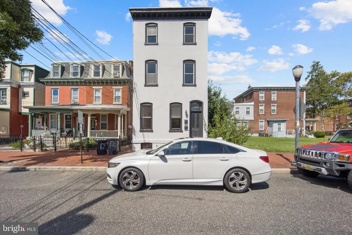 125 Linden St, Camden, NJ 08102 - #1