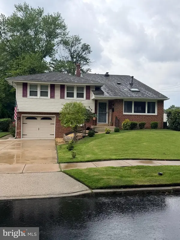 212 Sheffield Rd, CHERRY HILL, NJ 08034