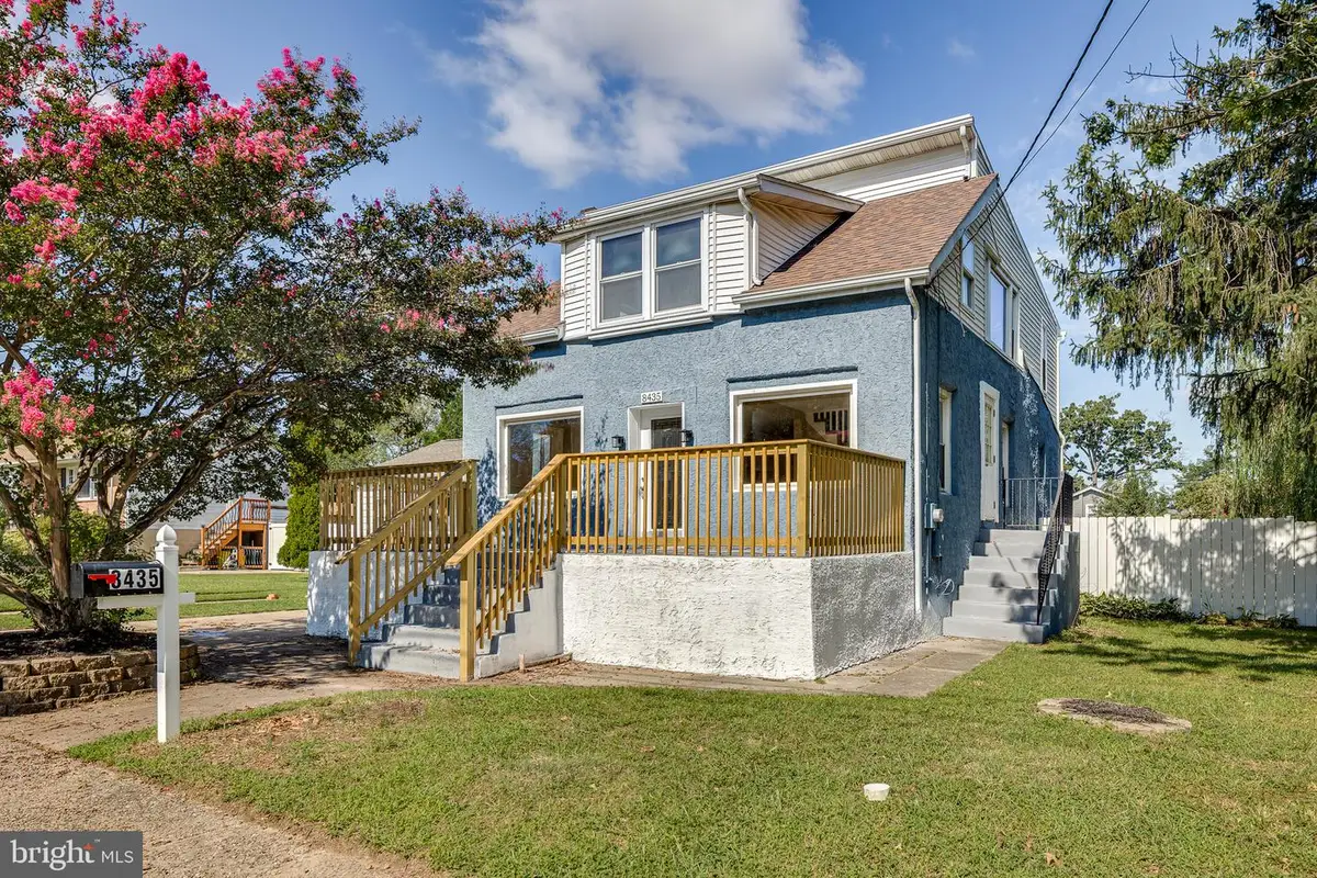 8435 Eden Ln, Pennsauken, NJ 08110 - #1