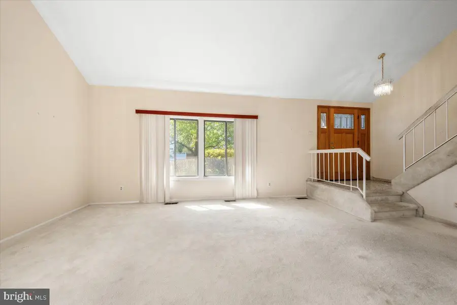 16 Piedmond Ln, Sicklerville, NJ 08081 - #3