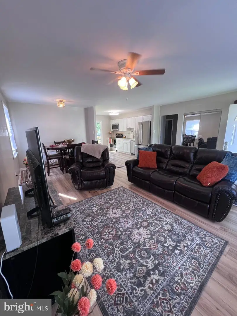 518 Carver Ct, Lawnside, NJ 08045 - #3