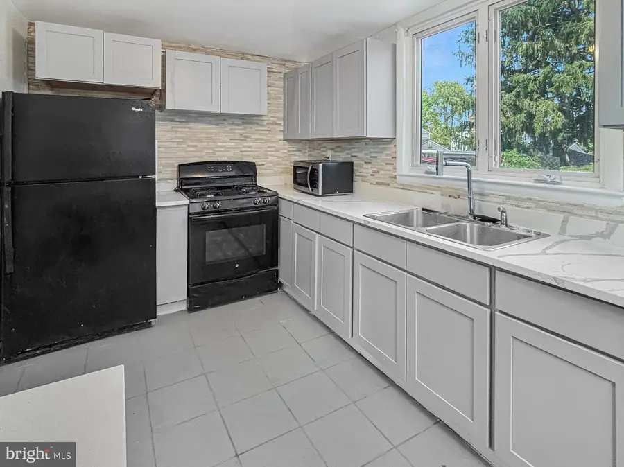554 Springfield Ave, Pennsauken, NJ 08110 - #2