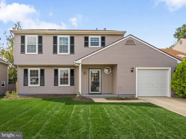 10 Sleepy Hollow Ln, SICKLERVILLE, NJ 08081