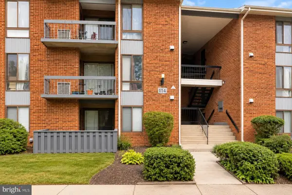 114 Van Buren Rd #6, VOORHEES, NJ 08043