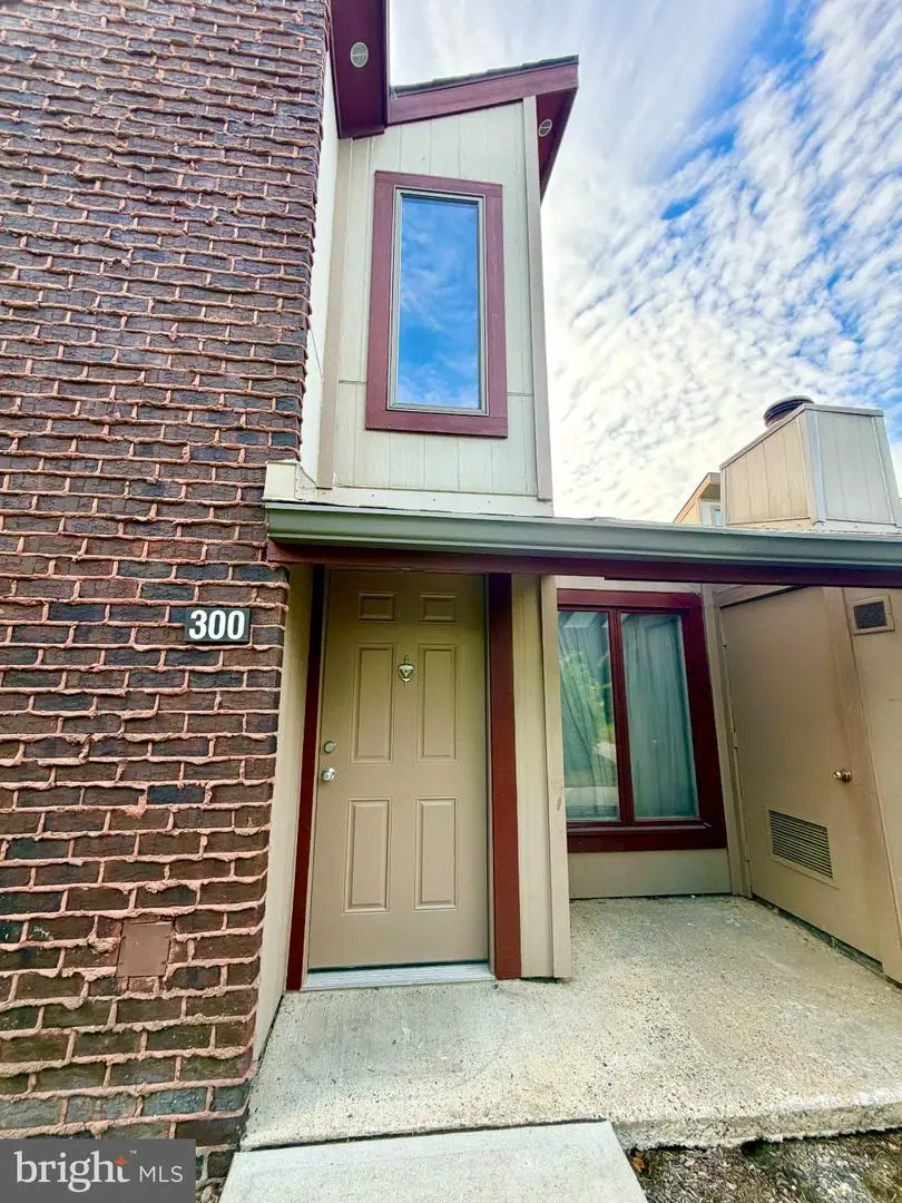 300 Uxbridge Dr, Cherry Hill, NJ 08034 - #1
