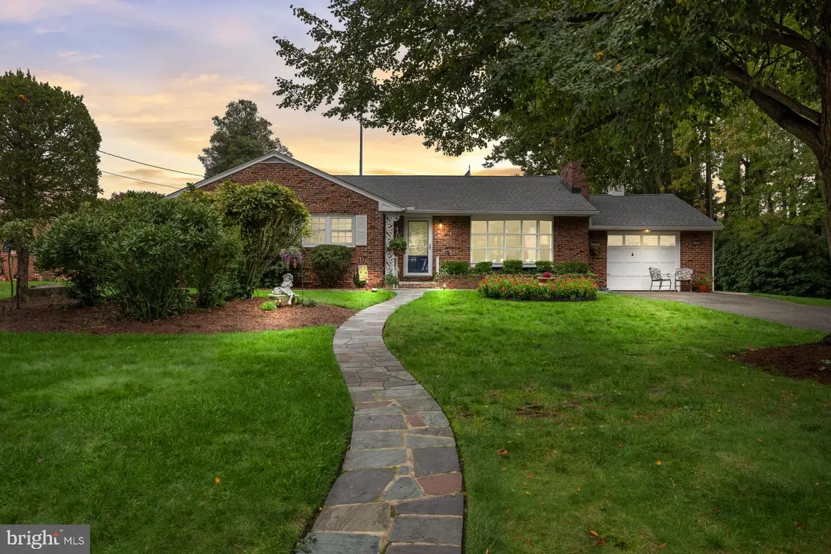 802 Fulton St, Cherry Hill, NJ 08002 - #1