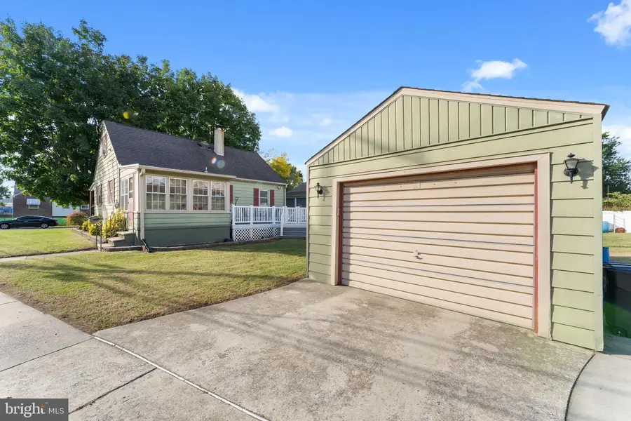 354 Greenwood Ave, Gloucester City, NJ 08030 - #2