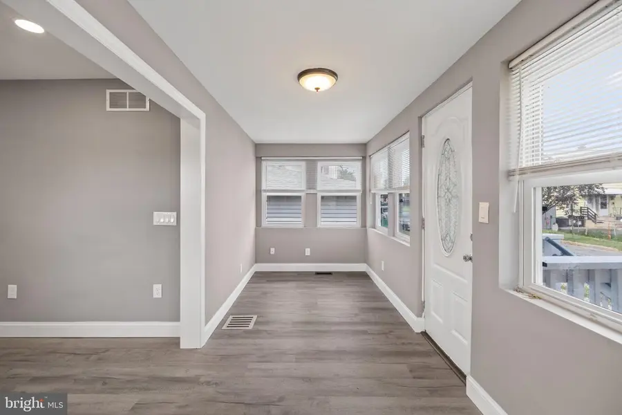 908 Cherry St, Gloucester City, NJ 08030 - #2