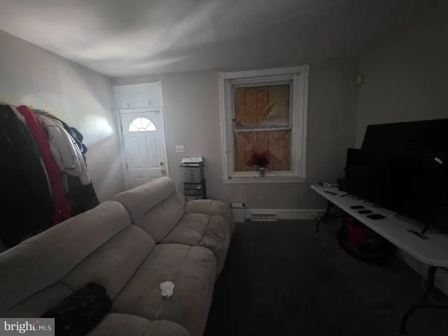 240 3rd St, Gloucester City, NJ 08030 - #2