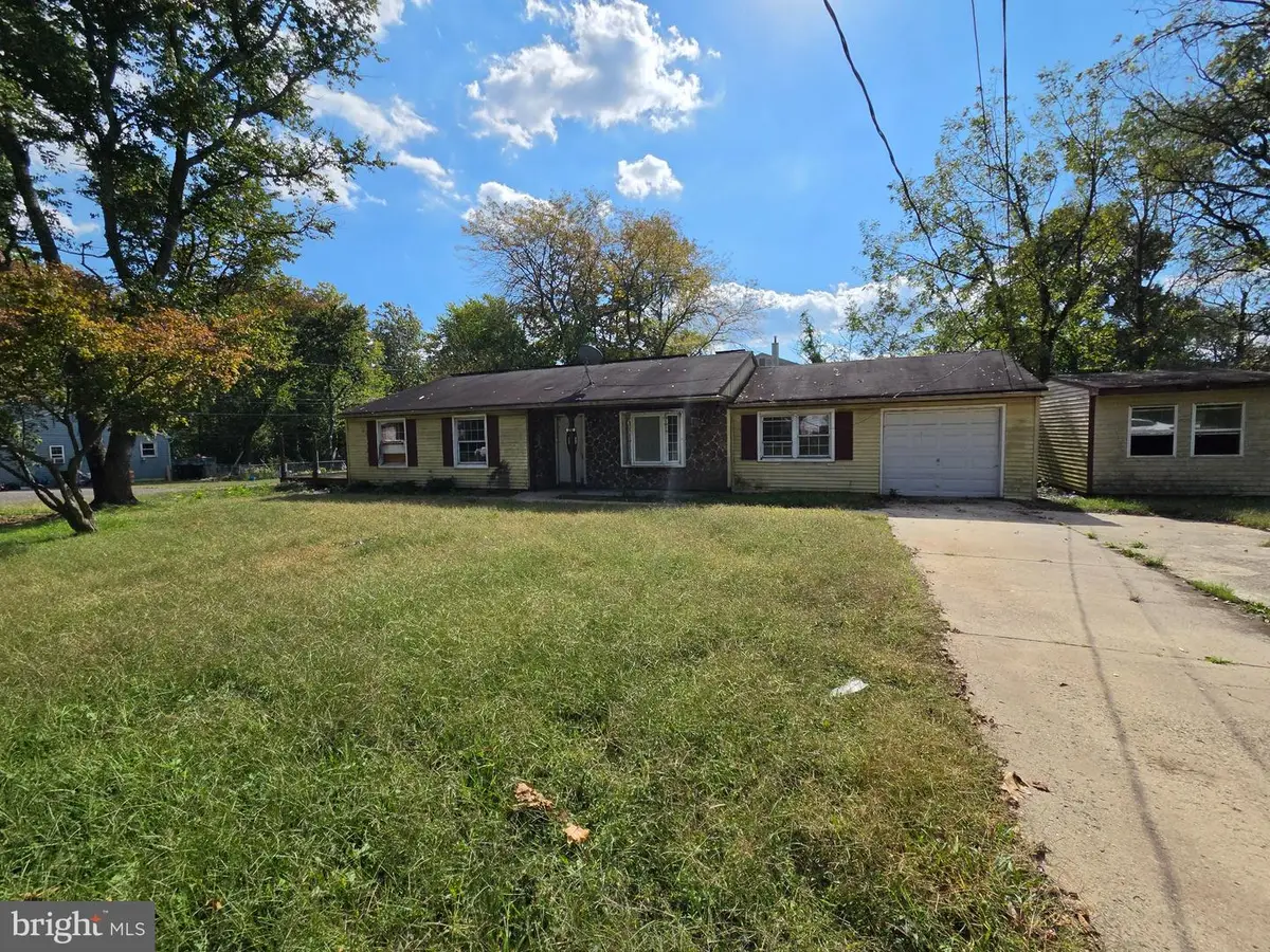 450 S Hawthorne Ave, Lindenwold, NJ 08021 - #1