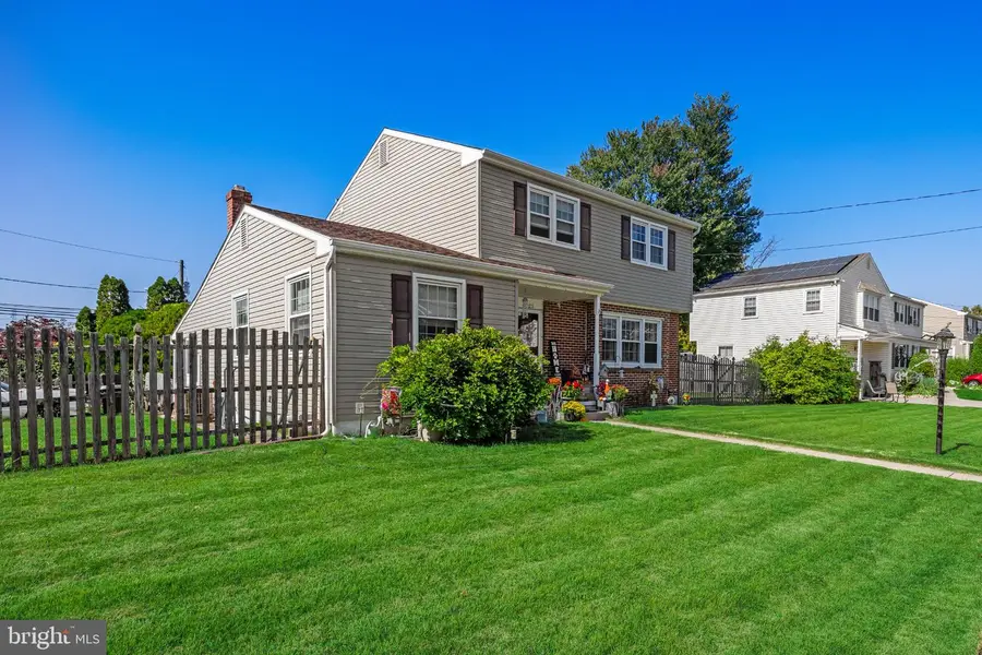 2623 Burning Tree Rd, Pennsauken, NJ 08109 - #2
