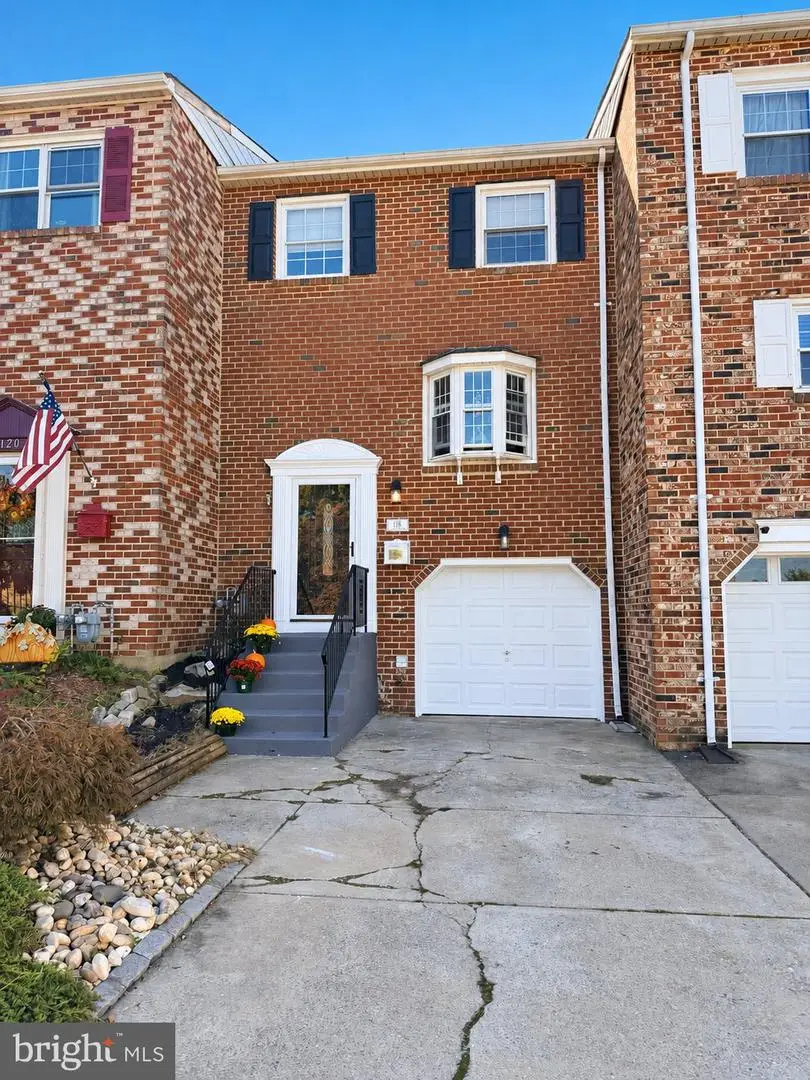 118 W Collins Ct, Blackwood, NJ 08012 - #1