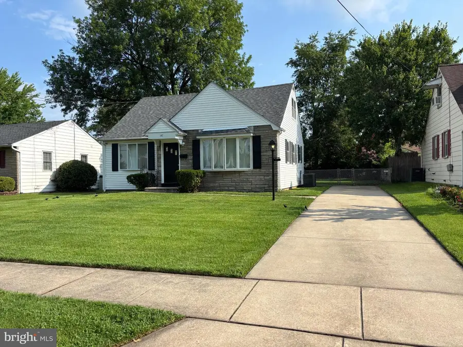 147 Russell Ave, Barrington, NJ 08007 - #2