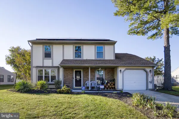 11 Chandler Ln, VOORHEES, NJ 08043