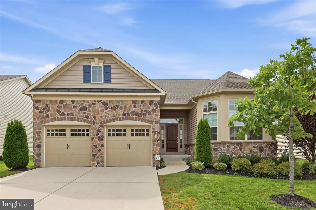 44 Ravenna Dr, West Berlin, NJ 08091 - #1