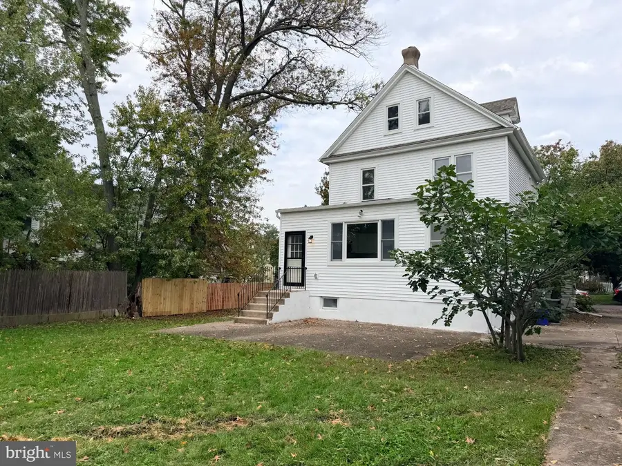 16 W Greenwood Ave, Oaklyn, NJ 08107 - #2