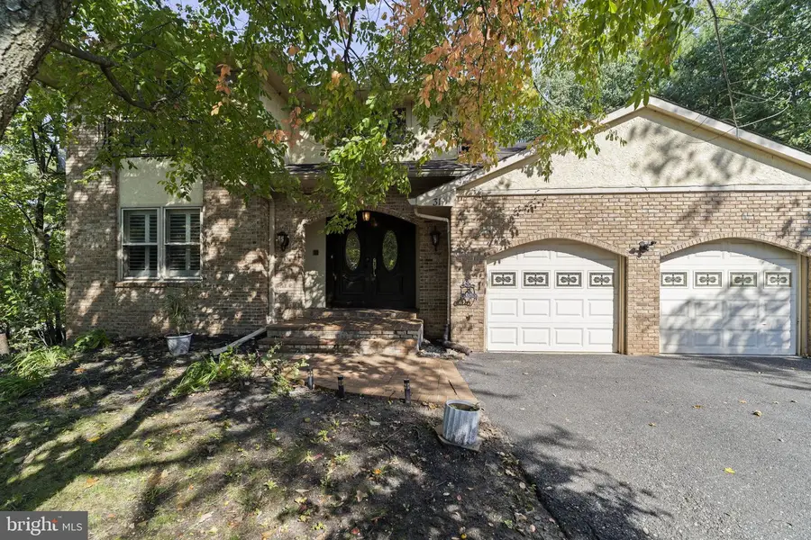 31 Signal Dr, Voorhees, NJ 08043 - #3