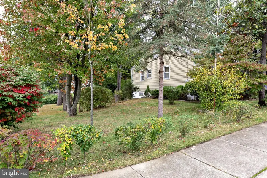 40 W Evanson Ave, Pine Hill, NJ 08021 - #2
