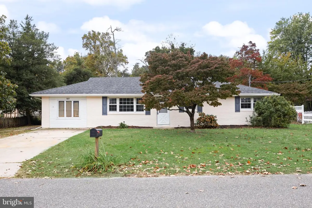 507 Oakland Ave, Berlin, NJ 08009 - #1