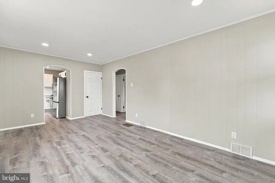 15 Sullivan Ave, Bellmawr, NJ 08031 - #3
