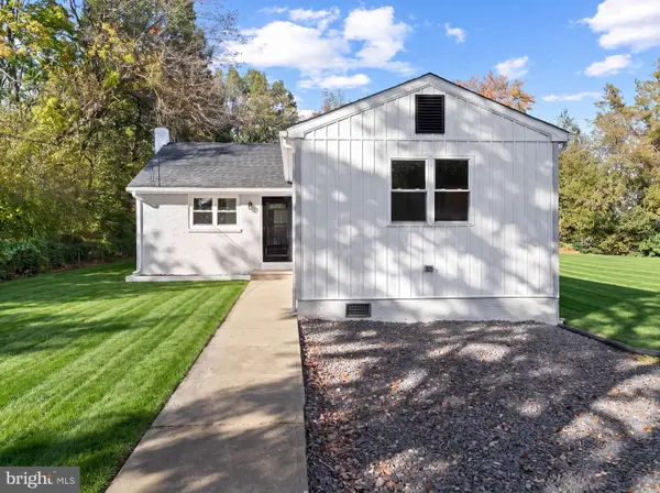 17 Coles Rd, BLACKWOOD, NJ 08012