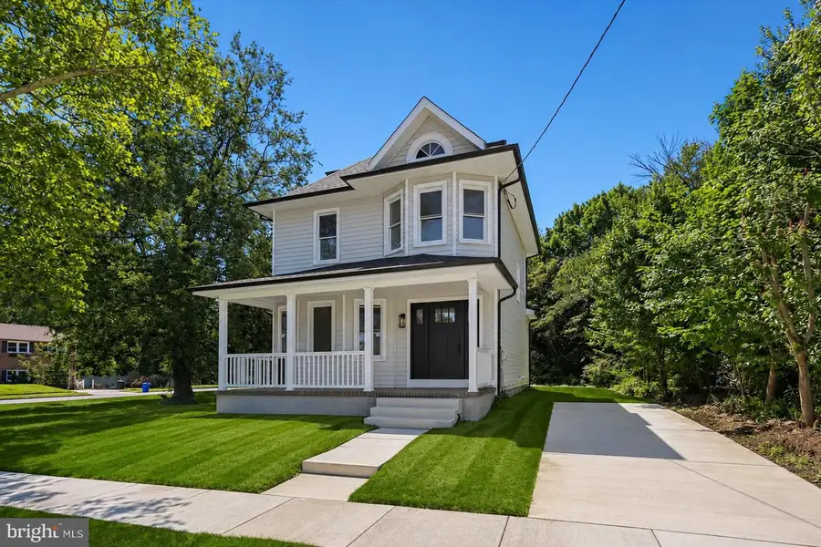 302 W Washington Ave, Magnolia, NJ 08049 - #2