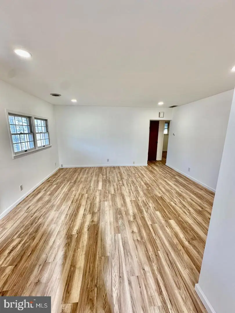 428 Walnut Ave, Gloucester City, NJ 08030 - #2