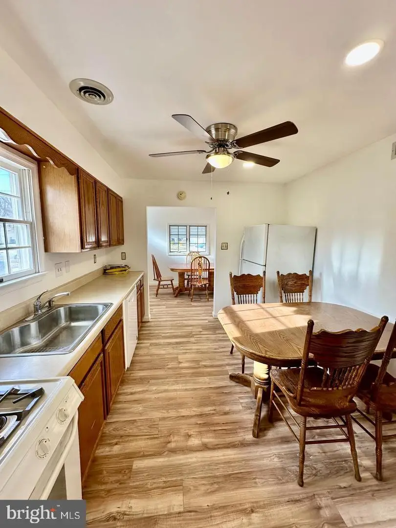 428 Walnut Ave, Gloucester City, NJ 08030 - #3