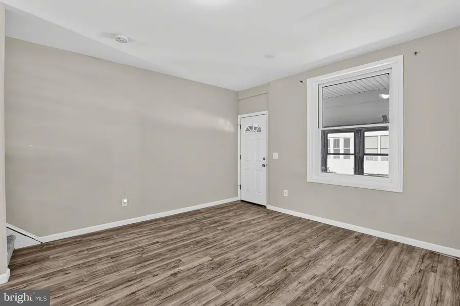 526 Bergen St, Gloucester City, NJ 08030 - #3