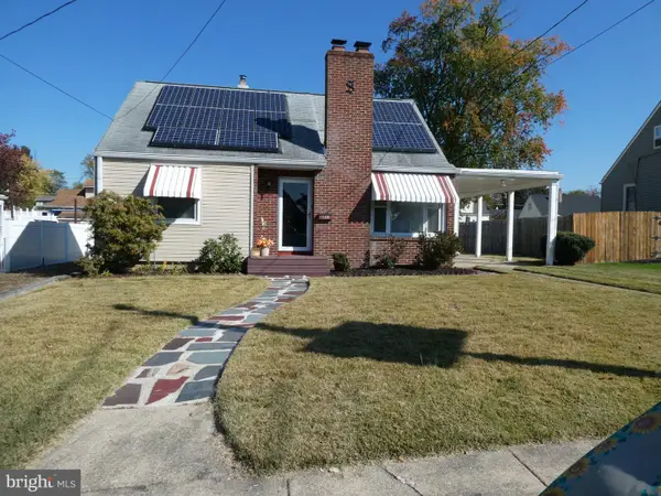 136 Lindsey Ave, RUNNEMEDE, NJ 08078
