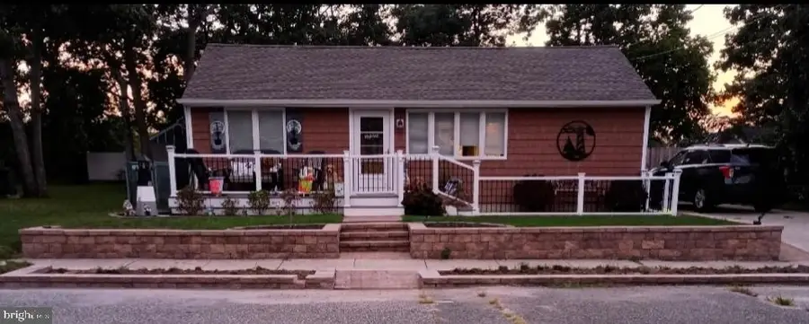 300 Eldredge Ave, Cape May, NJ 08204 - Image #2