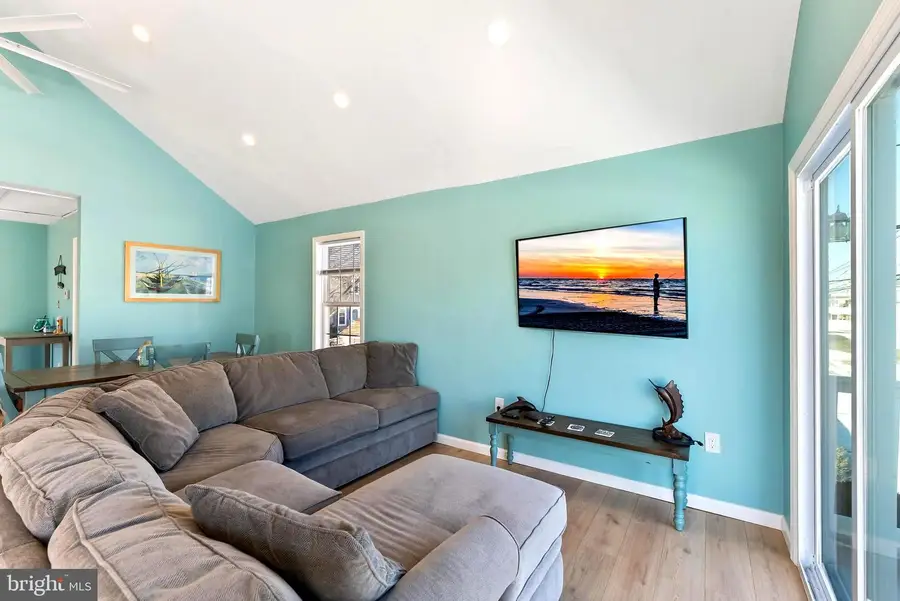 536 W Maple Ave, Wildwood, NJ 08260 - Image #3