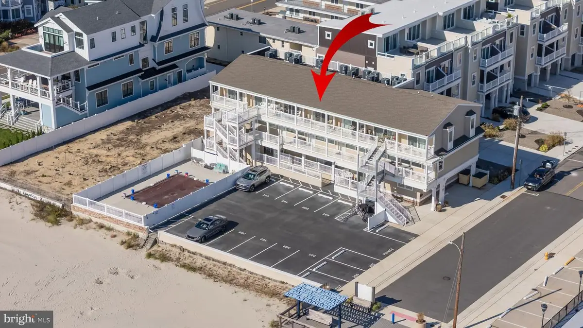 422 Farragut Rd #201, Wildwood Crest, NJ 08260 - #1